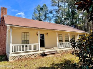 168 E Petros Rd, Pearl, MS 39208