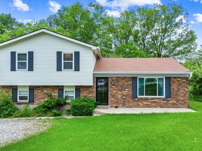 7333 W Orchard Grass Blvd, Crestwood, KY, 40014