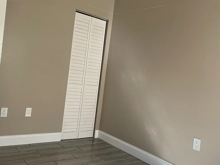 5228 Bogdonoff Dr — Photo 7