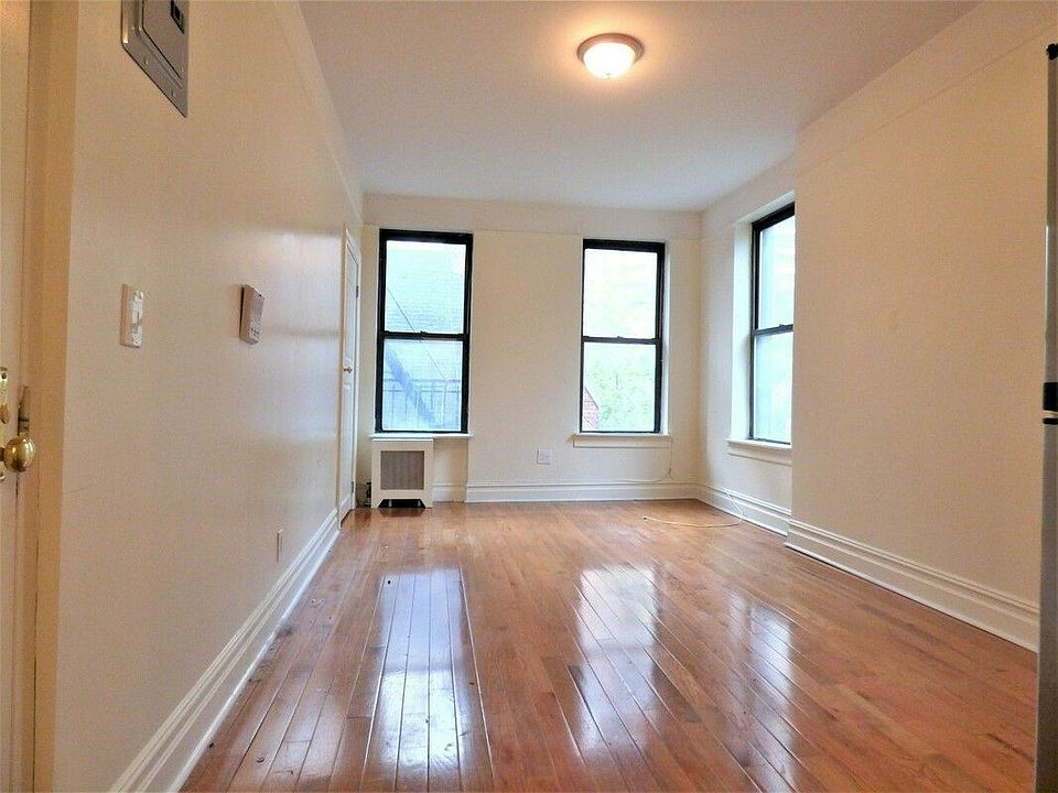 1st image of 141 E 62nd St APT 4