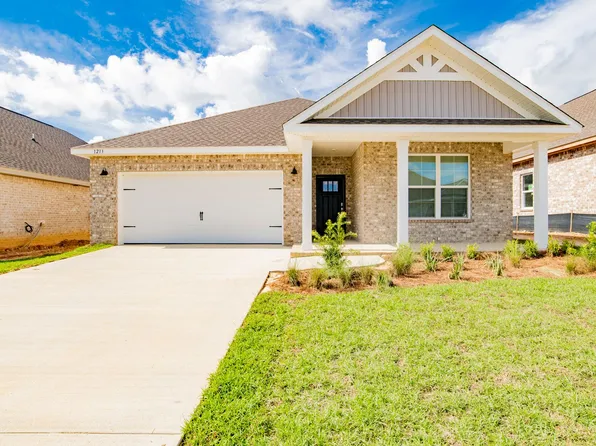1213 Meadow Trl, Cantonment, FL 32533