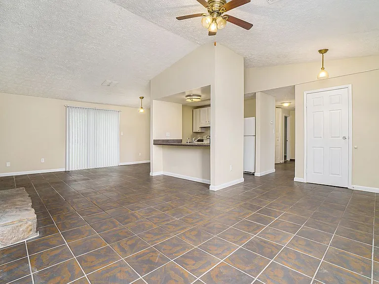1263 Muirforest Ln — Photo 5