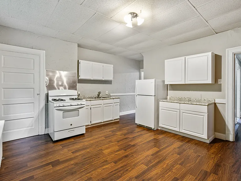 3720-3726 Baytree Street - 3720 Baytree Street — Photo 6