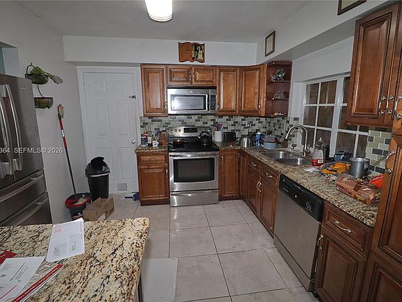 5th image of 8571 NW 10th St