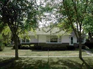 310 Maple Ave, Forreston, IL 61030