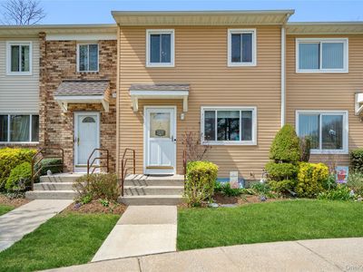 3 Town House Drive, Massapequa Park, NY, 11762