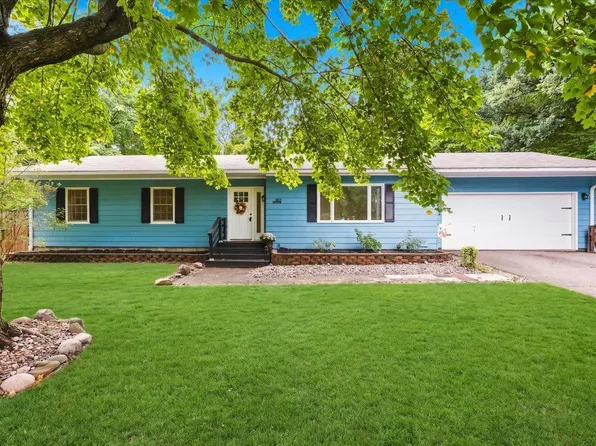 359 Briar Ln, Taylors Falls, MN 55084