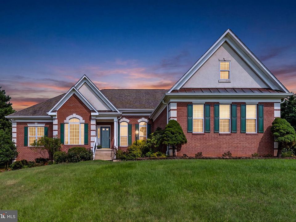 1st image of 19171 Chateau Rd