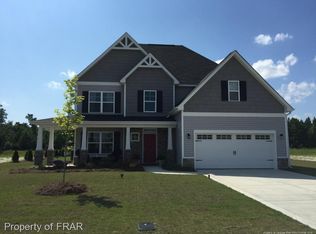 5616 Stonefield St, Hope Mills, NC 28348