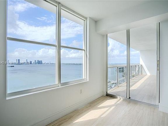 5th image of 1800 Sunset Harbour Dr #1902/4