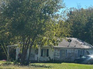 627 W Broadway St, Eminence, KY 40019