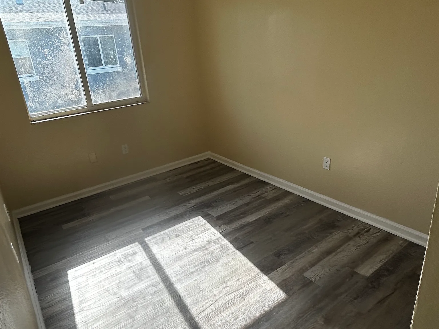 4 bed, 1200 sqft, $2,800 — Photo 3