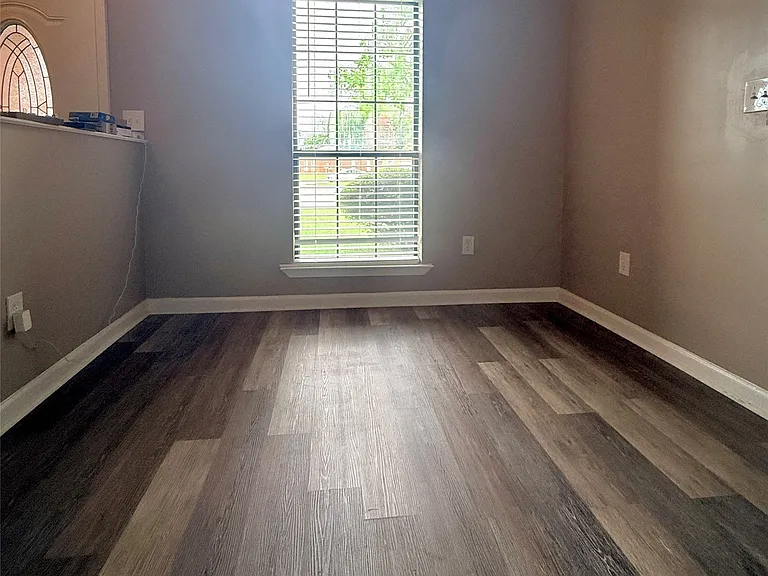 6630 Stablegate Ct — Photo 17