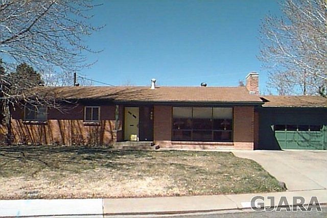 1st image of 326 Belaire Dr