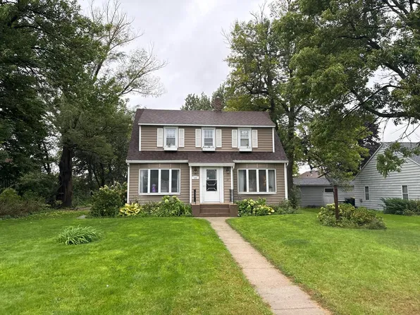 132 NW 3rd St, Buffalo Lake, MN 55314