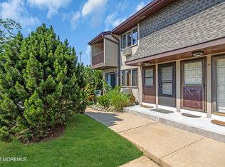 12 Hilltop Ter #B, Highlands, NJ 07732