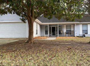 200 McIntosh Dr, Saint Marys, GA 31558