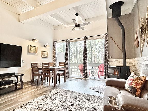 2nd image of 24 Tyrol Ln #103