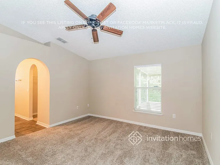 9739 Watershed Ct — Photo 12