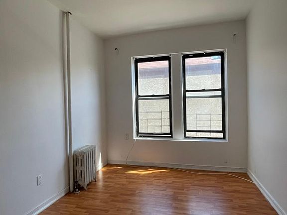 3rd image of 8687 Bay Pkwy #2D