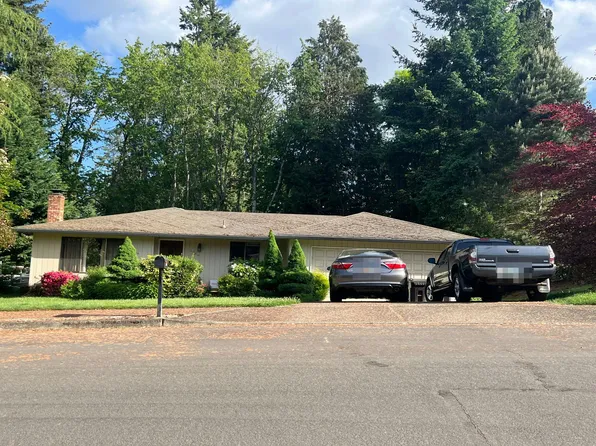 1649 Jamie Cir, West Linn, OR 97068