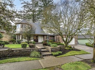 10284 SW Susquehanna Dr, Tualatin, OR