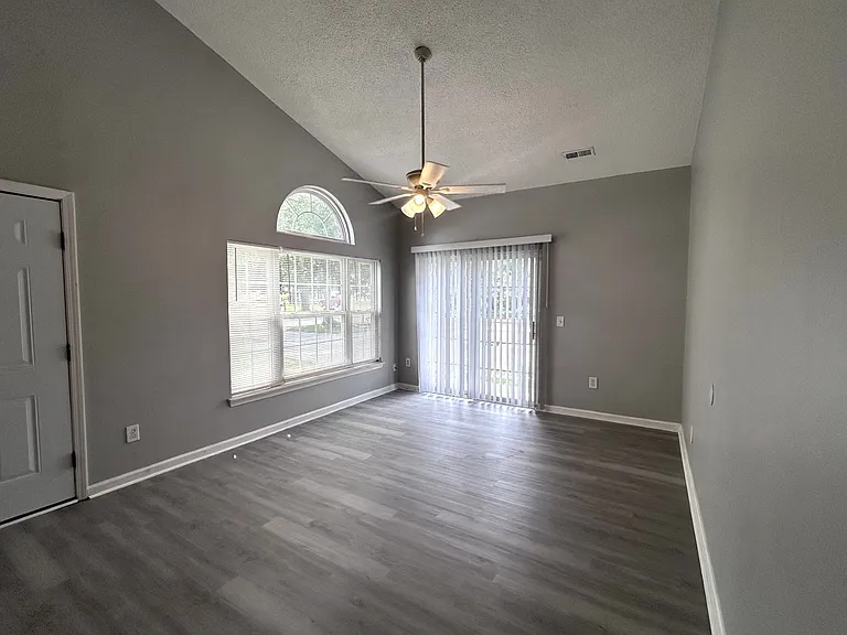 507 Alder St #2 — Photo 4