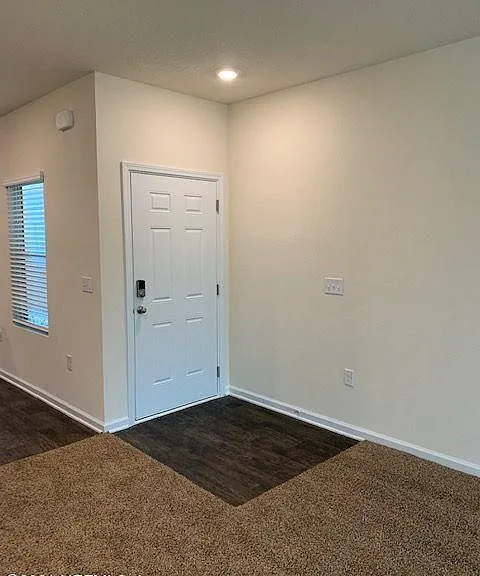 199 Scotch Pebble Dr — Photo 3