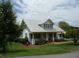 296 Packing House Rd, Chilhowie, VA 24319