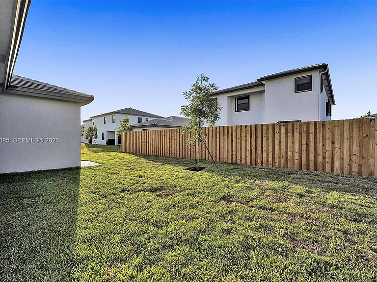 13417 SW 285th St — Photo 54