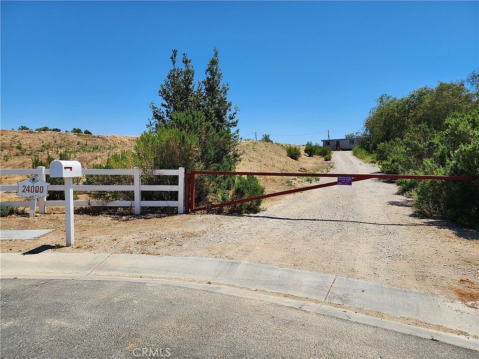 1st image of 24000 Hidden Ridge Rd