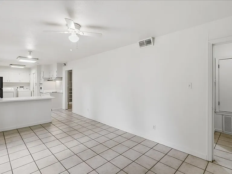 1632 Winchester St — Photo 12