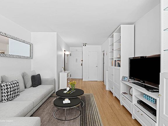 2nd image of 382 Central Park W APT 1G