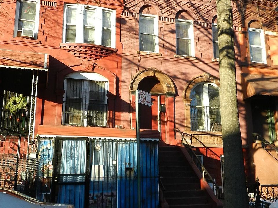 1st image of 421 Halsey St #A