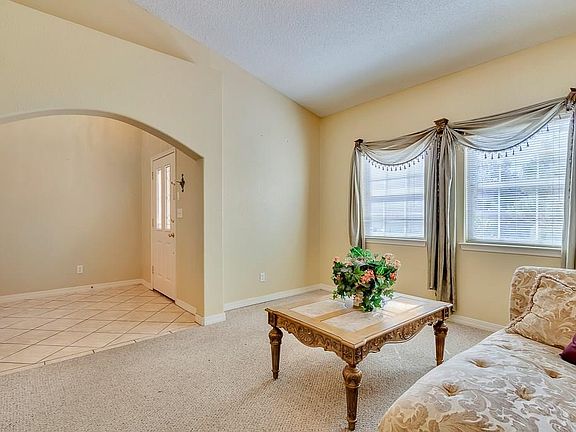 3rd image of 12401 Tierra Laurel Dr
