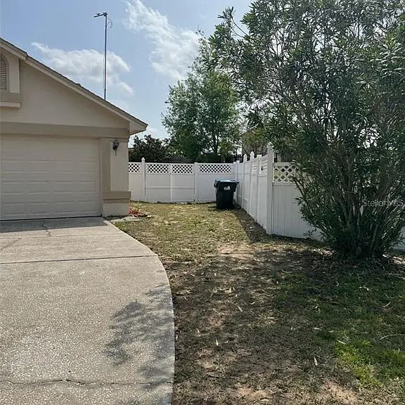 6724 Callie Rd — Photo 2