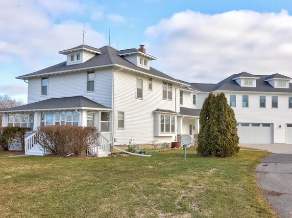 7037 Kraenzlein Rd, Bay City, MI 48706