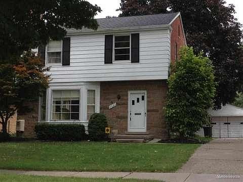 2nd image of 2522 Linwood Ave