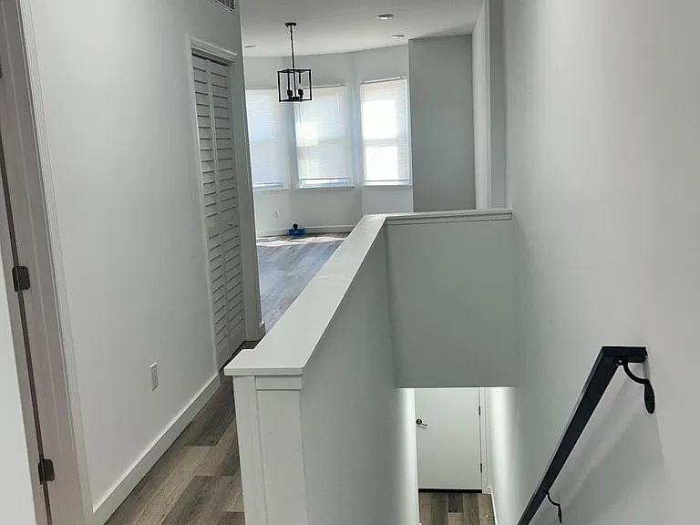 2035 W Toronto St #2 — Photo 9