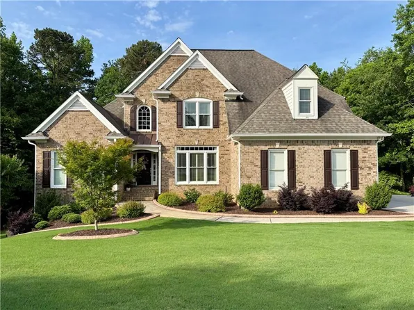 102 Avalon Ct, Canton, GA 30115