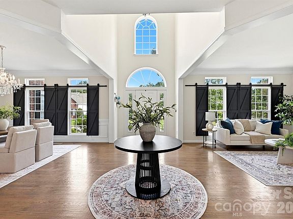 4th image of 6609 Augustine Way #75