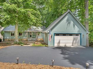 3021 Timberwood Ln, Moneta, VA 24121