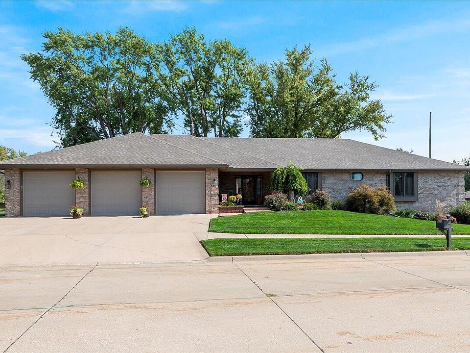 1st image of 959 Tower Ridge Holw