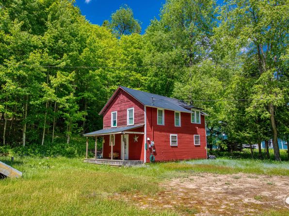 326 Keese Mills Rd, Paul Smiths, NY 12970