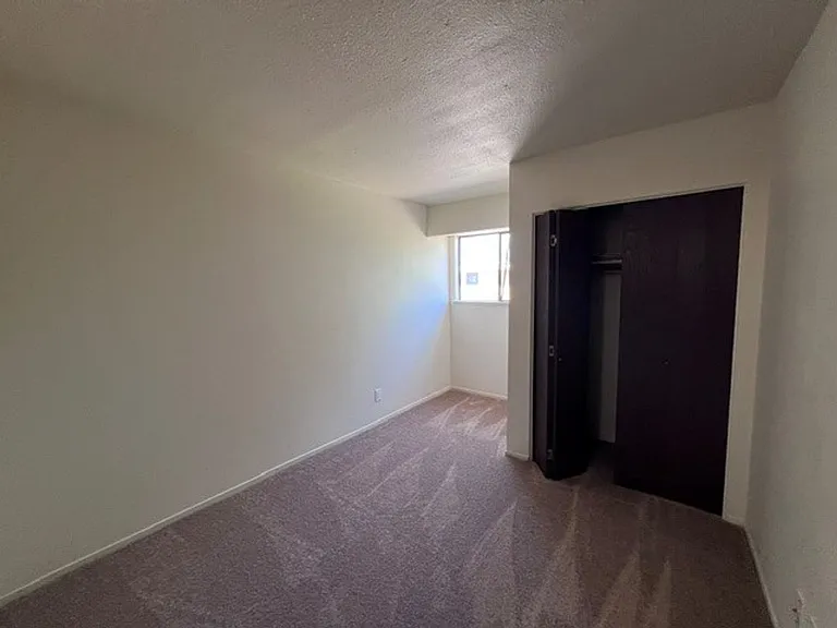 6060 Gloria Dr #1 — Photo 7