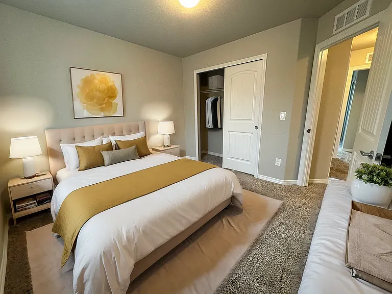 5423 Hammond Dr — Photo 16