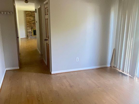 4th image of 2321 Broken Horse Ln