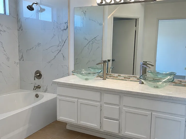 12255 Half Moon Cir — Photo 10