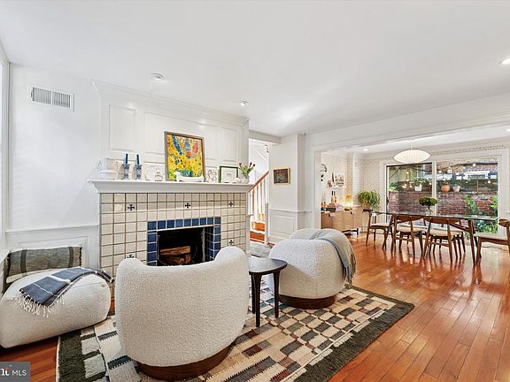 3rd image of 1216-18 Panama St
