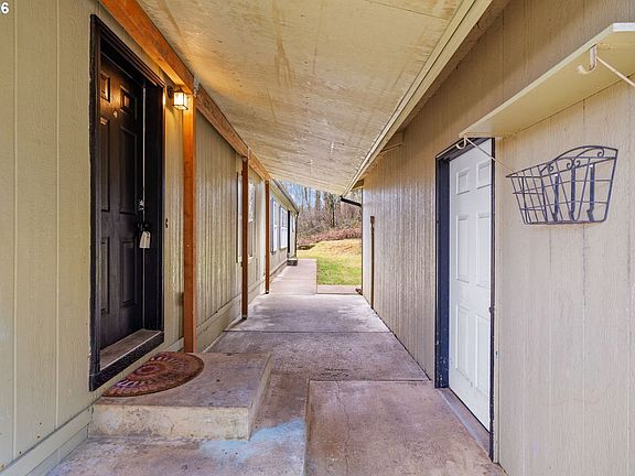 5th image of 40405 NW Maple Ridge Rd